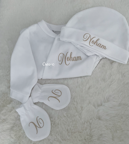 Tenue de naissance blanche 3 pièces en coton à personnaliser