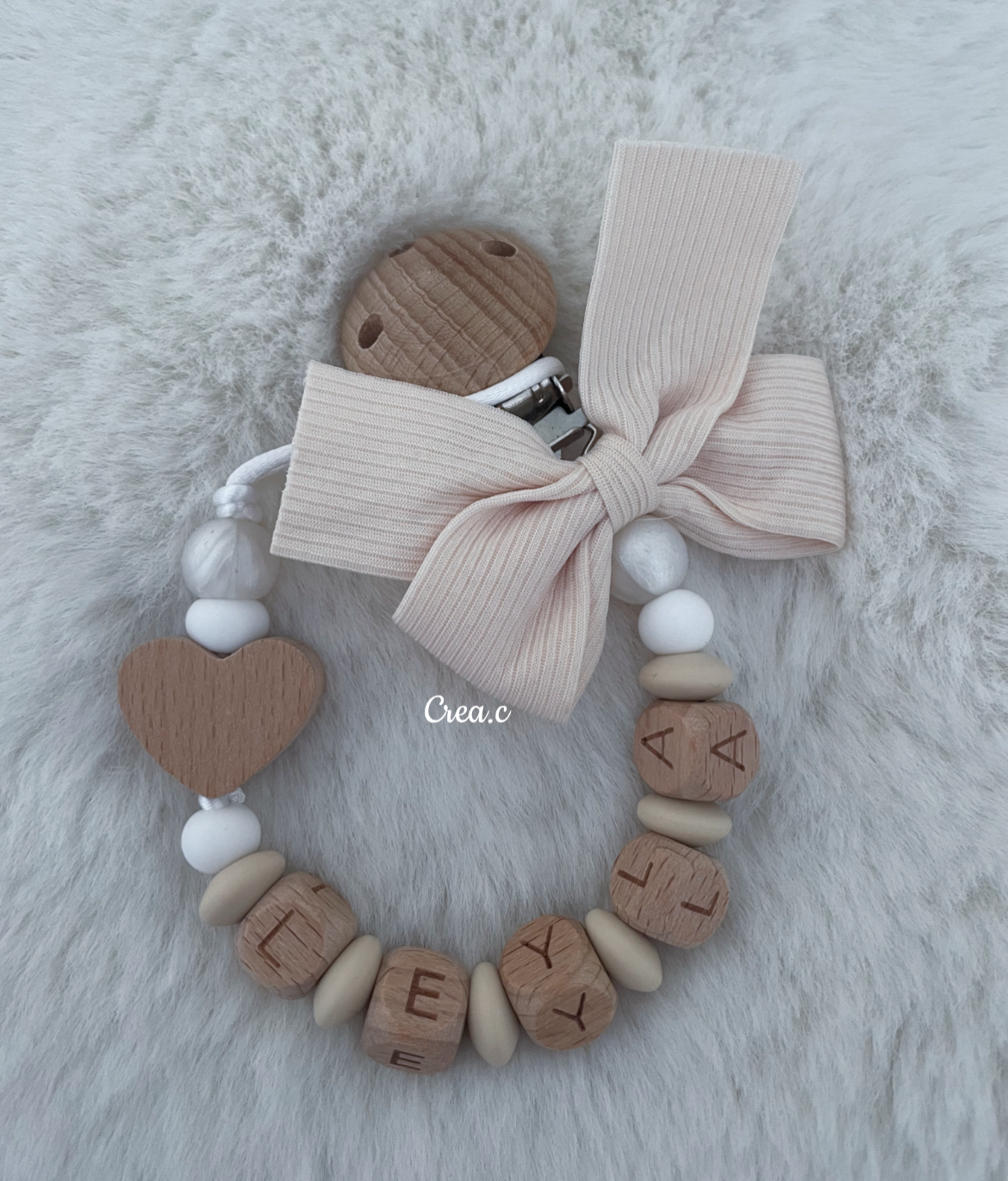 Attache tétine ruban tissus beige, perles beiges et coeur en bois