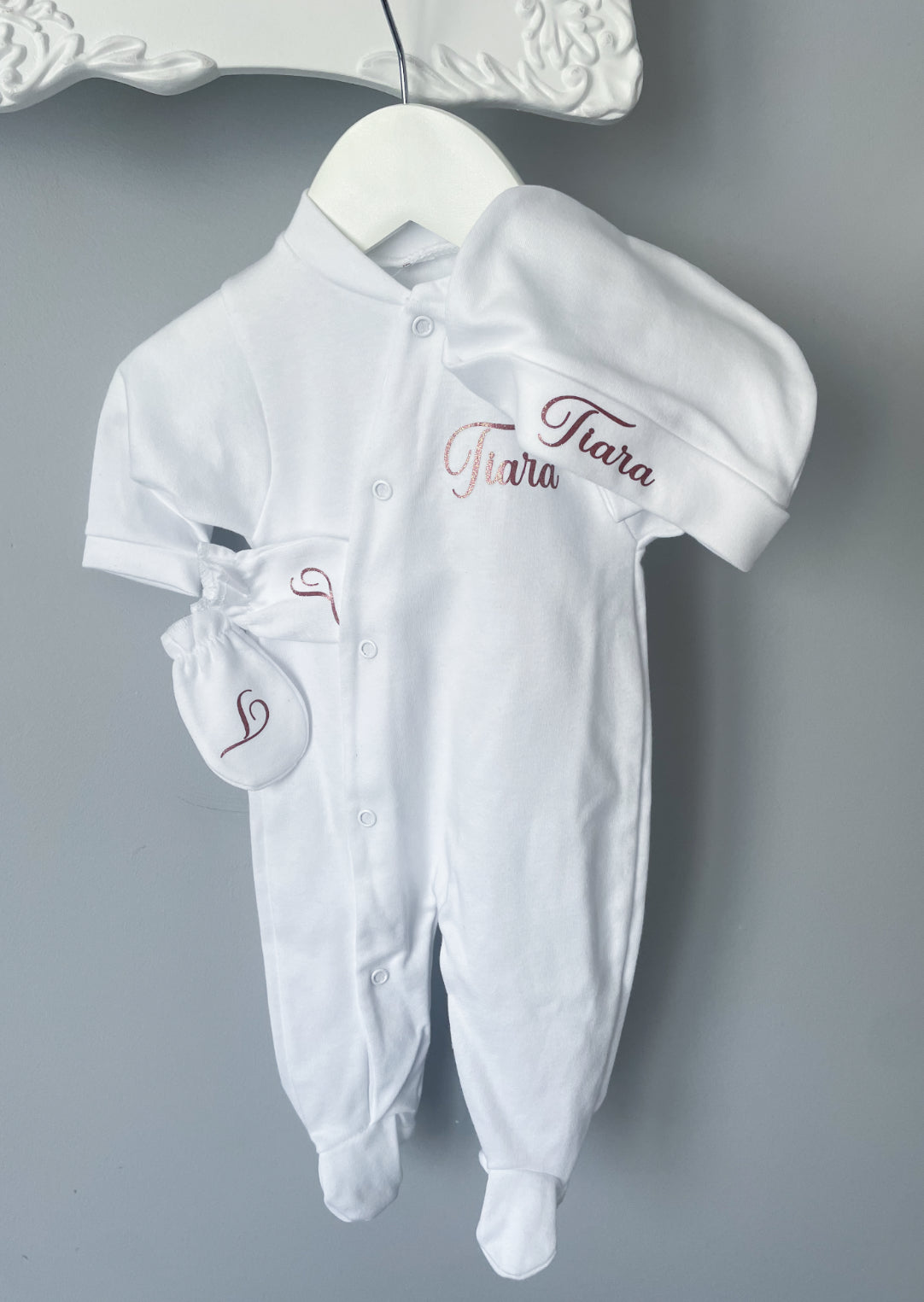 Tenue de naissance blanche 3 pièces en coton à personnaliser