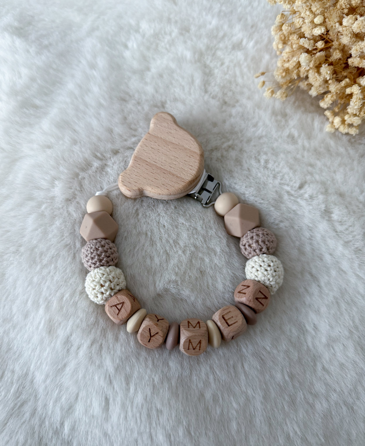 Attache tétine tricot, perles beiges à personnaliser